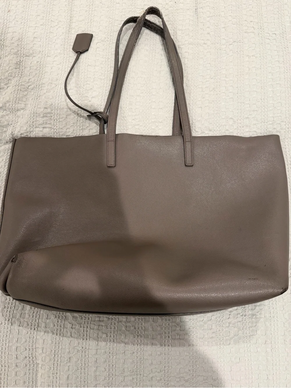SHOPPING SAINT LAURENT LEATHER TOTE BAG